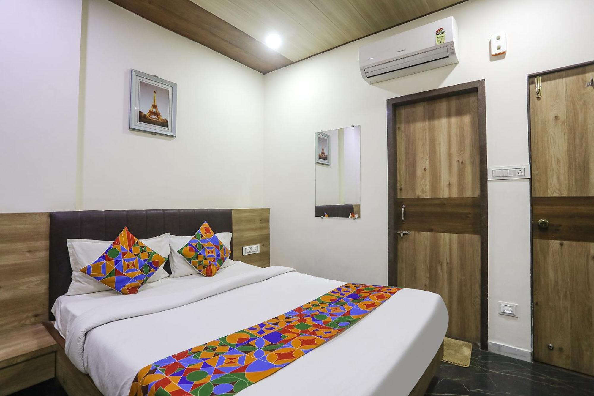 Fabhotel Vedanta Inn - Nr Sitabudli Fort Nágpur Exteriér fotografie